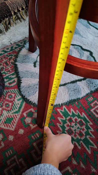 4 трапезни стола от масив