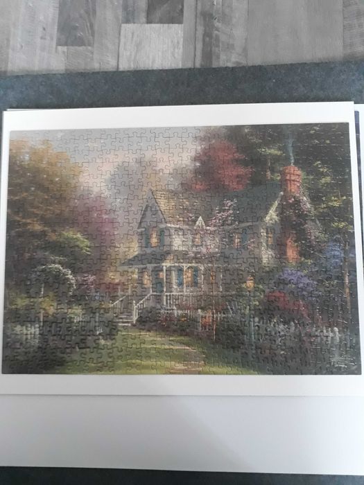 Пет пъзела с по 500 части за 30 лв.