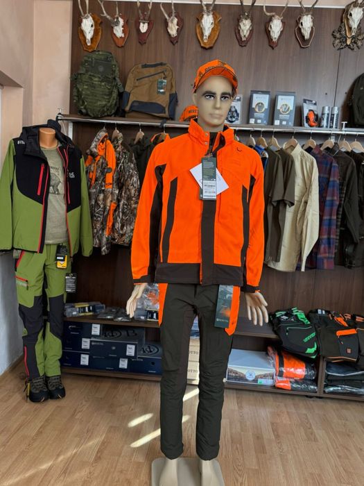 Costum Beretta, Balkan Orange, L