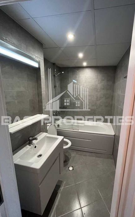 Продава се Двустаен апартамент в София, Център - 65 кв.м за 3385 €/кв.м - Снимка #11