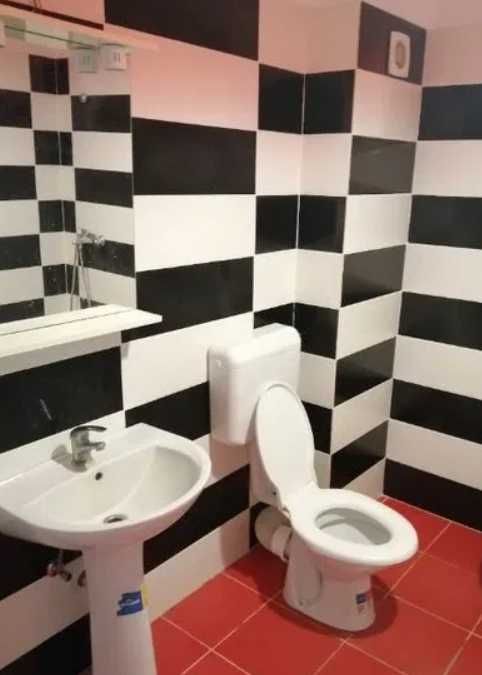 Дава се под наем Едностаен апартамент в Пловдив, Христо Смирненски - 45 кв.м за 173.4 € - Снимка #2