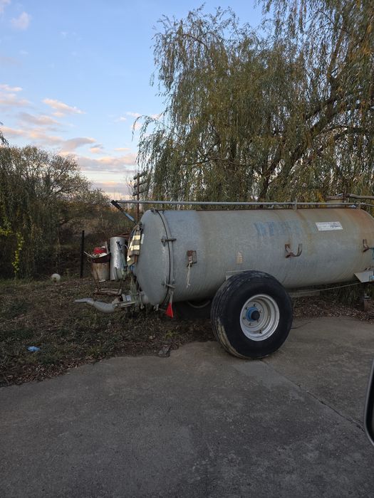 Vidanja 3000 de vinzare