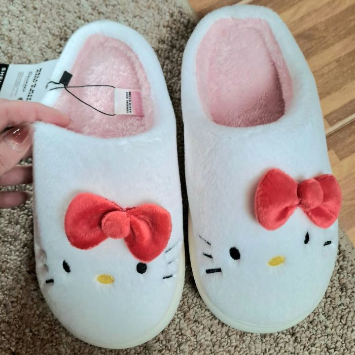 Papuci Hello kitty papuci de casă hello kitty pufoși cu fundite