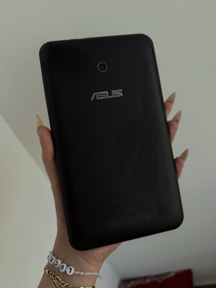 Tableta ASUS K012