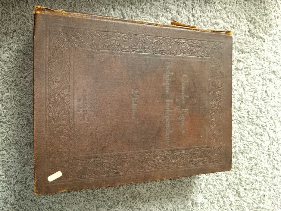 Maiolică veioză carte