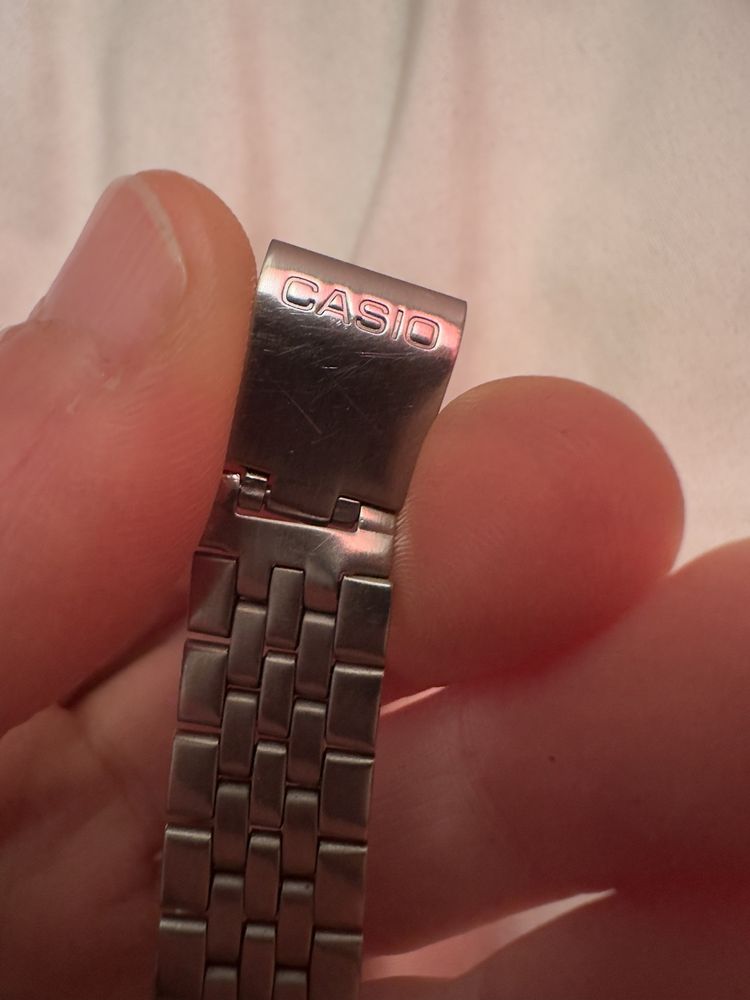 Часовник CASIO vintage  LA680WEA-1E
