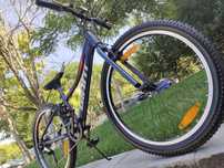 Bicicleta Giant 24" aluminiu  stare că noua