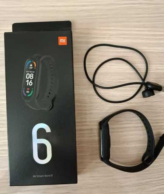 Mi band 6 b/u holati yaxshi