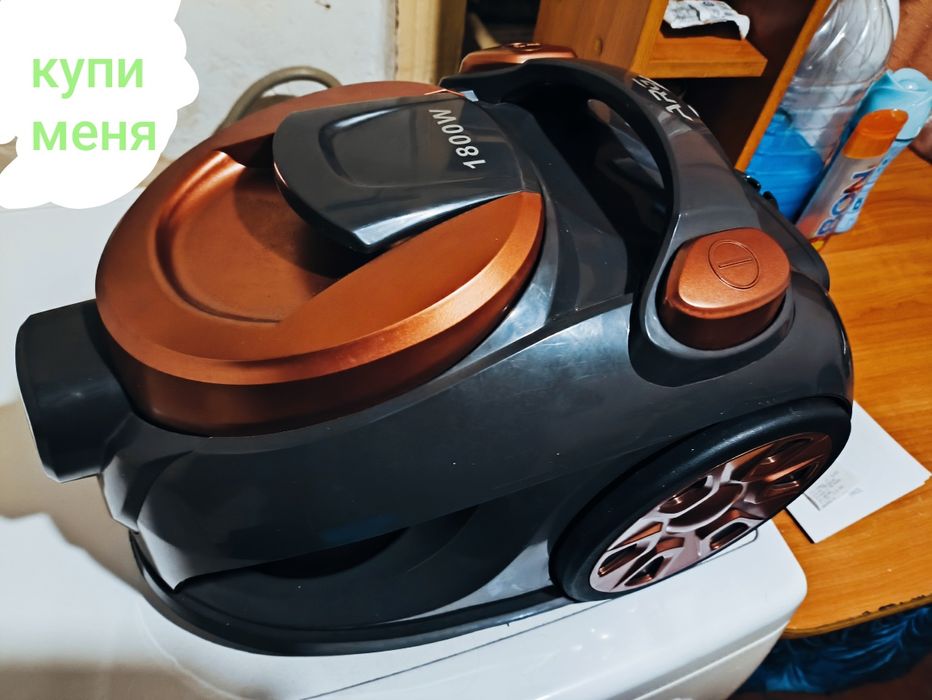 Продам пылесос ARG