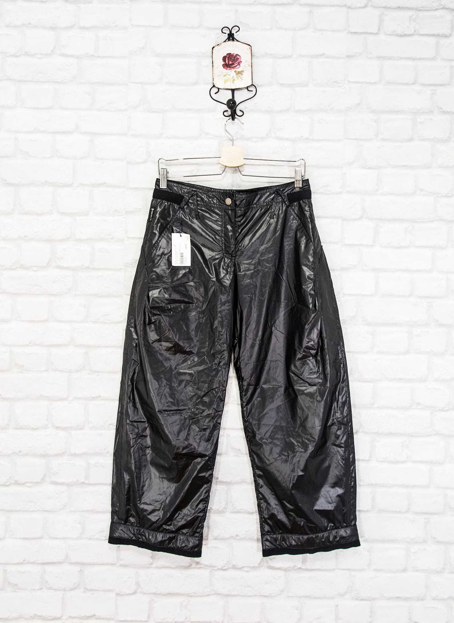 ARMANI  Capri  Shiny Relaxed Fit Оригинални дамски панталони Размер 27