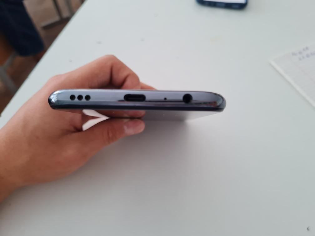 Telefon nomi GLG Q61