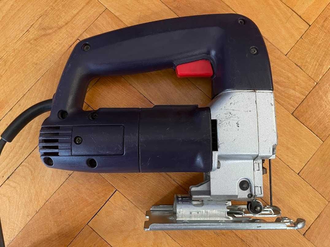Sparky FSPE 81 550W Прободен трион Зеге с регулиране на оборотите.