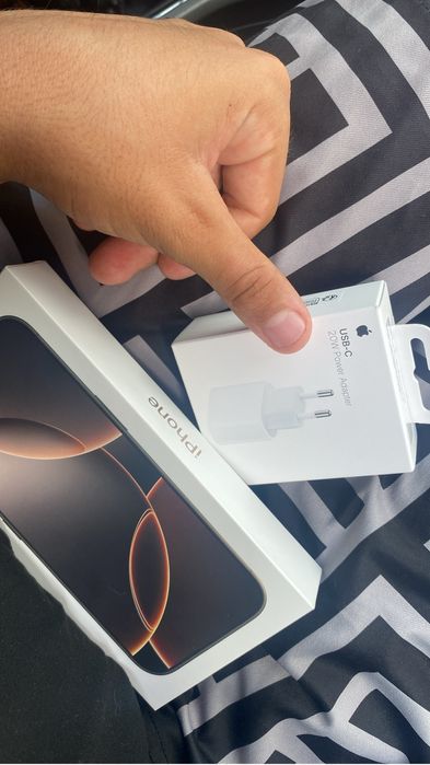 Iphone 16 pro  (128gb)