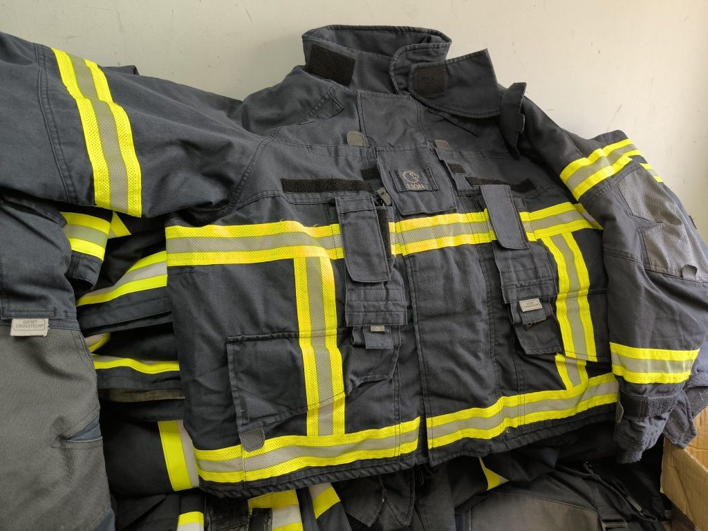 Echipamente costume pompieri nomex goretex svsu spsu psi