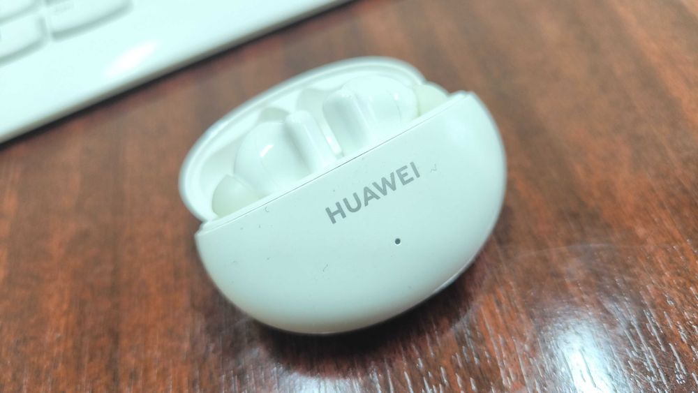 Huawei feebuds 5i white