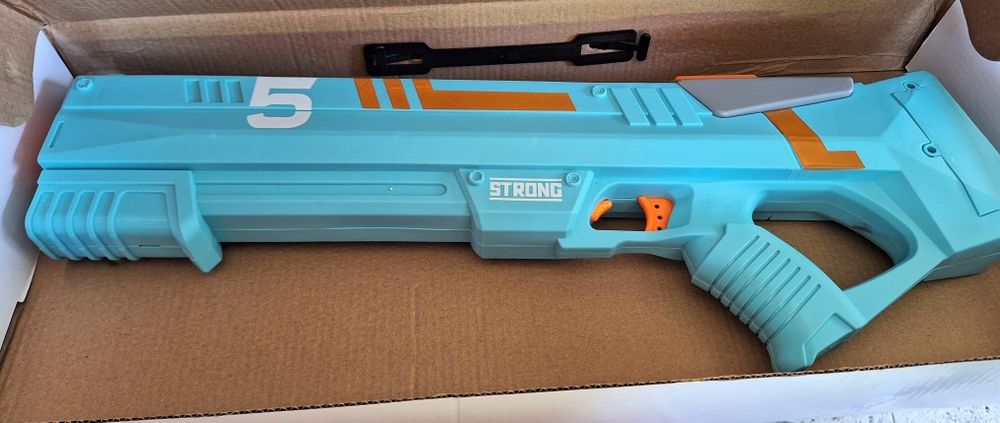 Pistol electric cu apa Aqua Strike