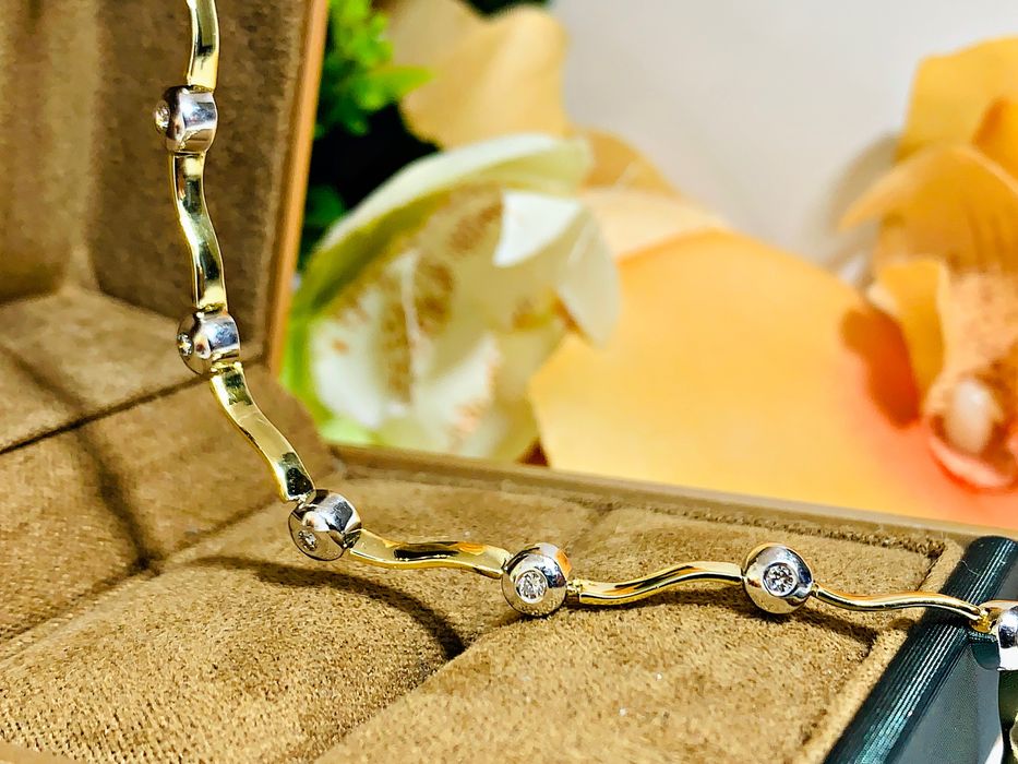 Современный теннисный золотой браслет с бриллиантами