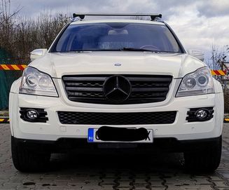 Mercedes GL 550 -
