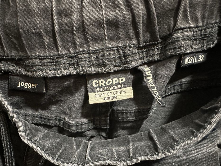 2 perechi de blugi cropp jogger albastru si negru