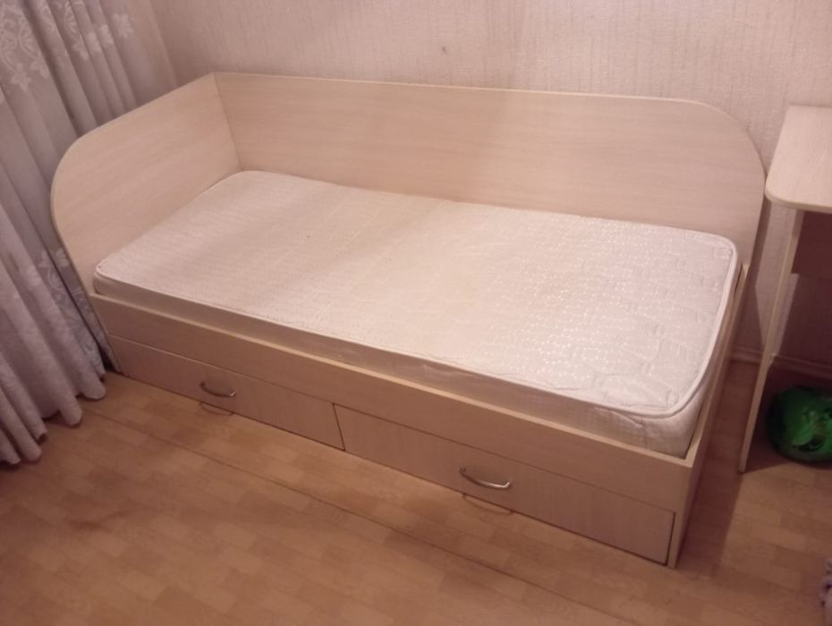 Кровать в отличном состоянии