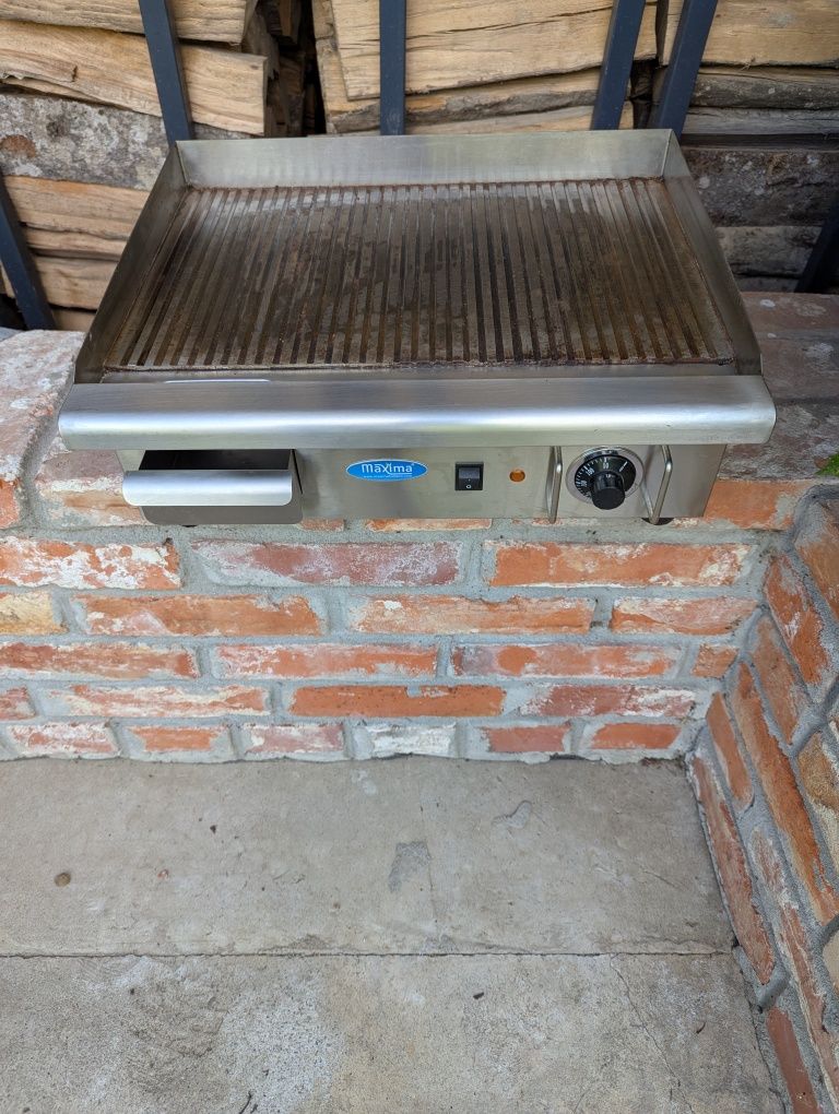 Vând grătar electric Maxima