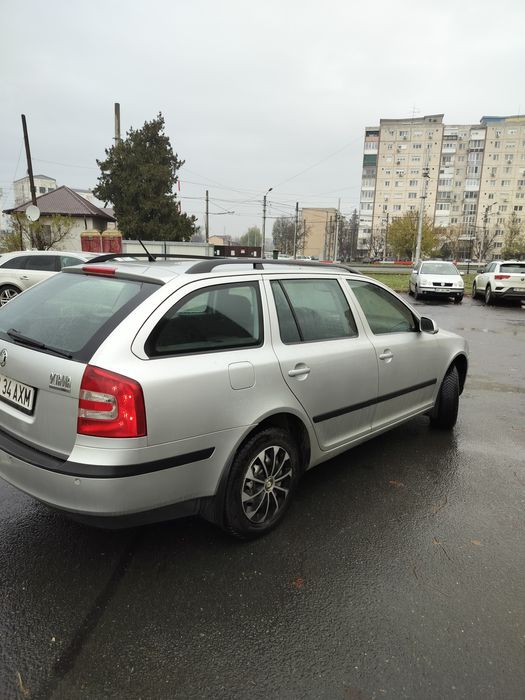 Vând Skoda Octavia 2