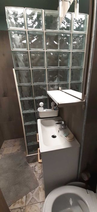 Proprietar inchiriez ap. 2 cam., Aleea Cetatuia, mobilat si utilat