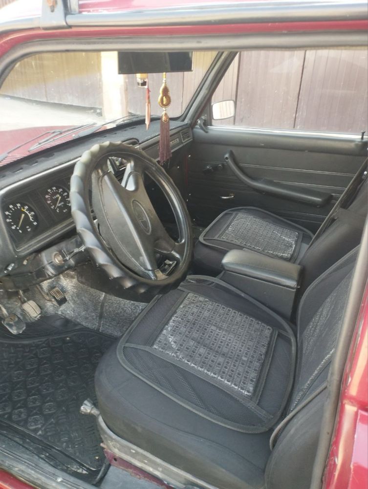 Lada jiguli 2104