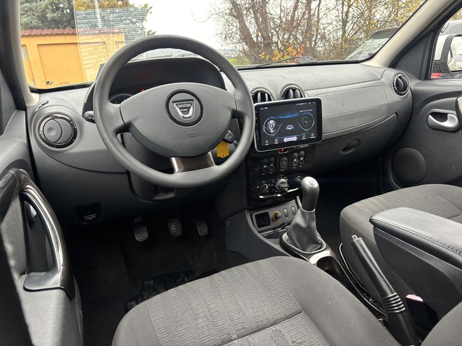 Dacia duster 1.6 MPI GPL 2011-12 navigatie RATE  2x4 import Olanda