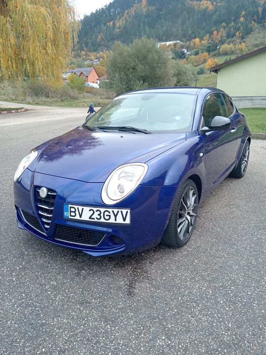 Vând Alfa romeo mito