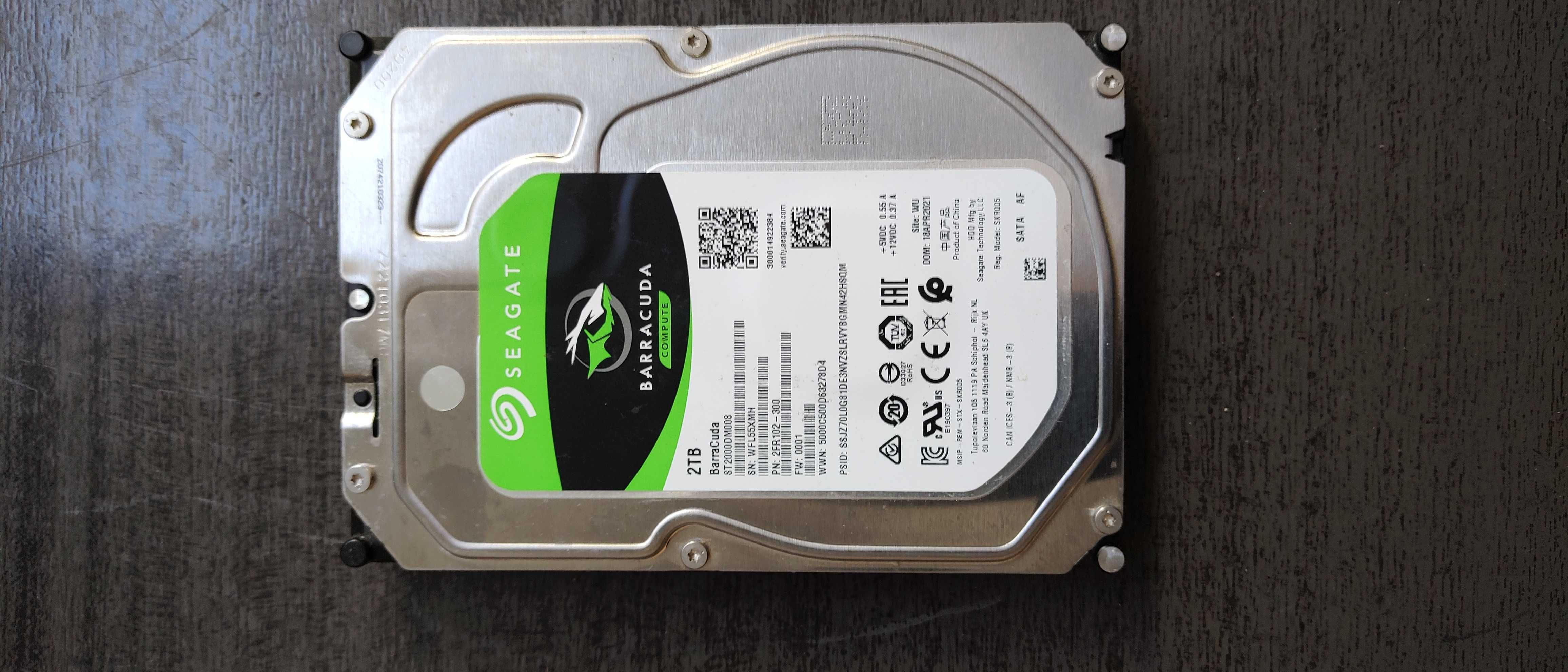 Твърд диск Seagate Barracuda 2TB - ST2000DM008