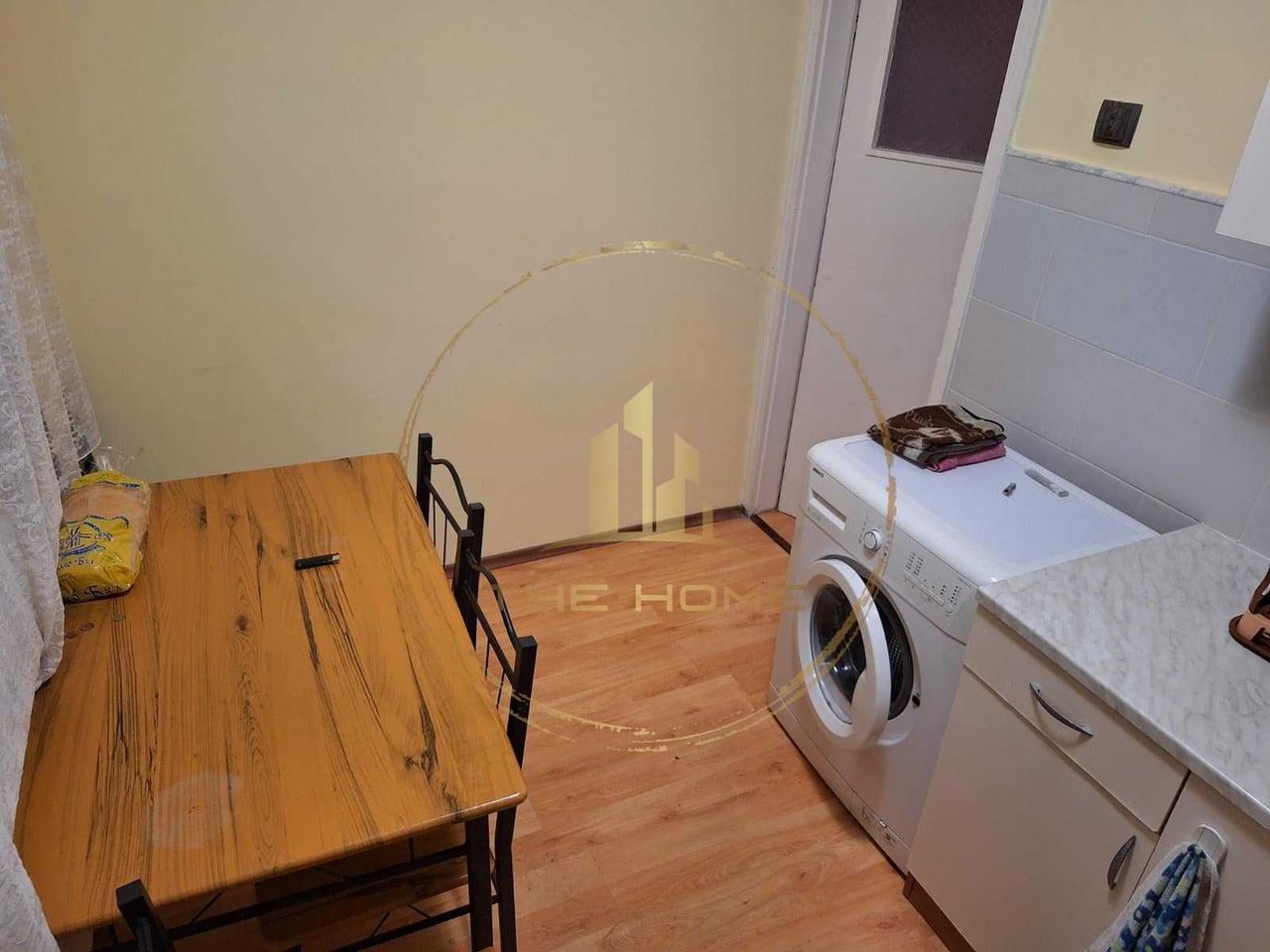 Дава се под наем Двустаен апартамент в Варна, Левски - 45 кв.м за 350 € - Снимка #1