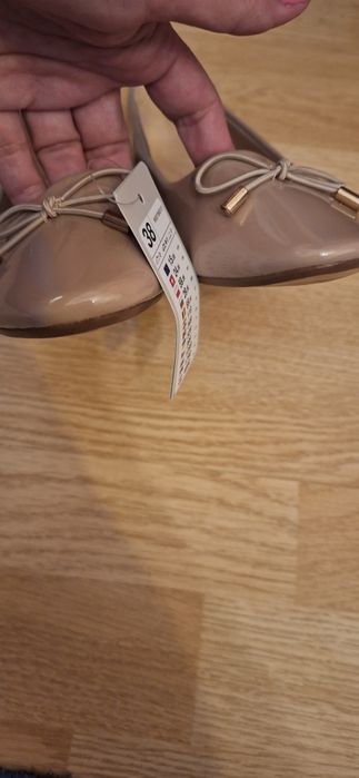 Нови обувки  Lasocki