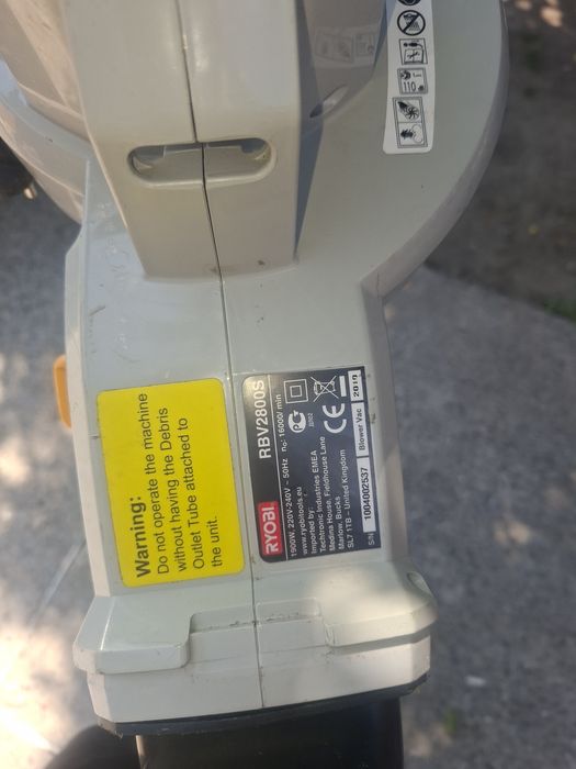 Suflanta telescopica marca RYOBI