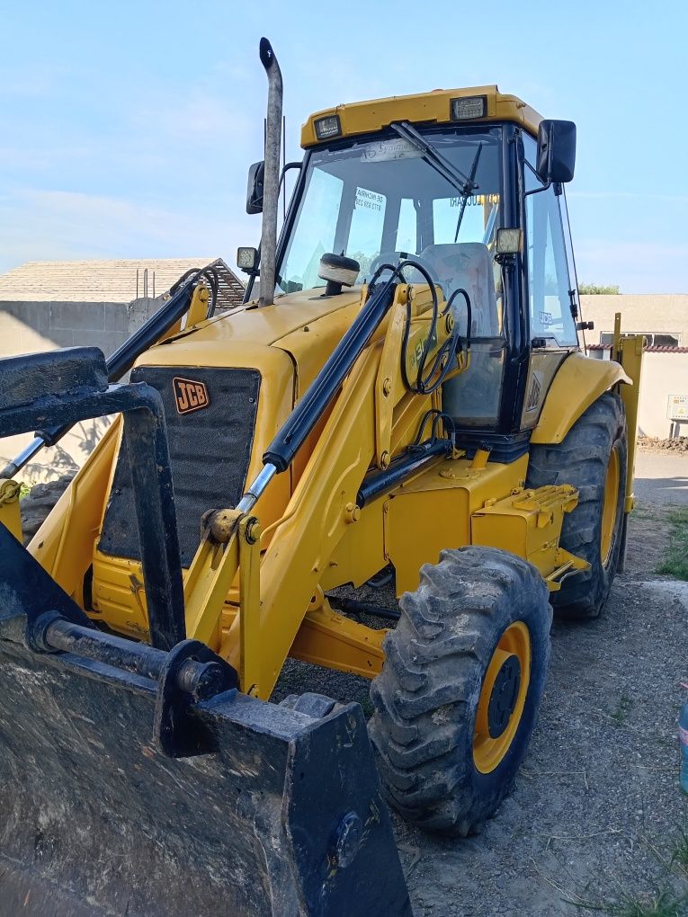 Vind buldo excavator jcb 3cx