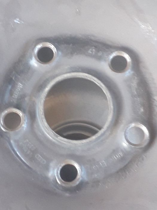 Зимни гуми с желязни джанти Debika