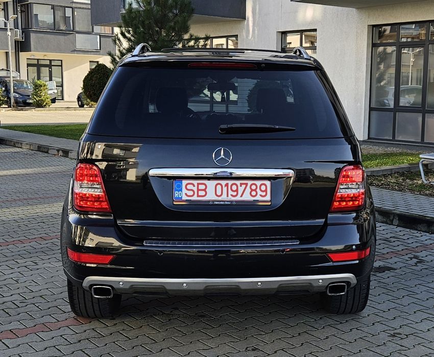 Vand sau schimb Mercedes ML 350 facelift 4MATIC 2011