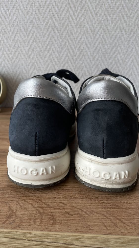 Дамски Hogan номер 37 и 39