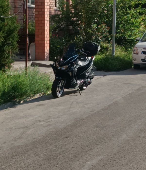 Skuter 150cc srochni 800$