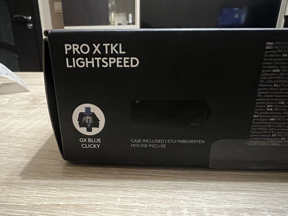 Клавиетура Logitech PRO X TKL Lightspeed
