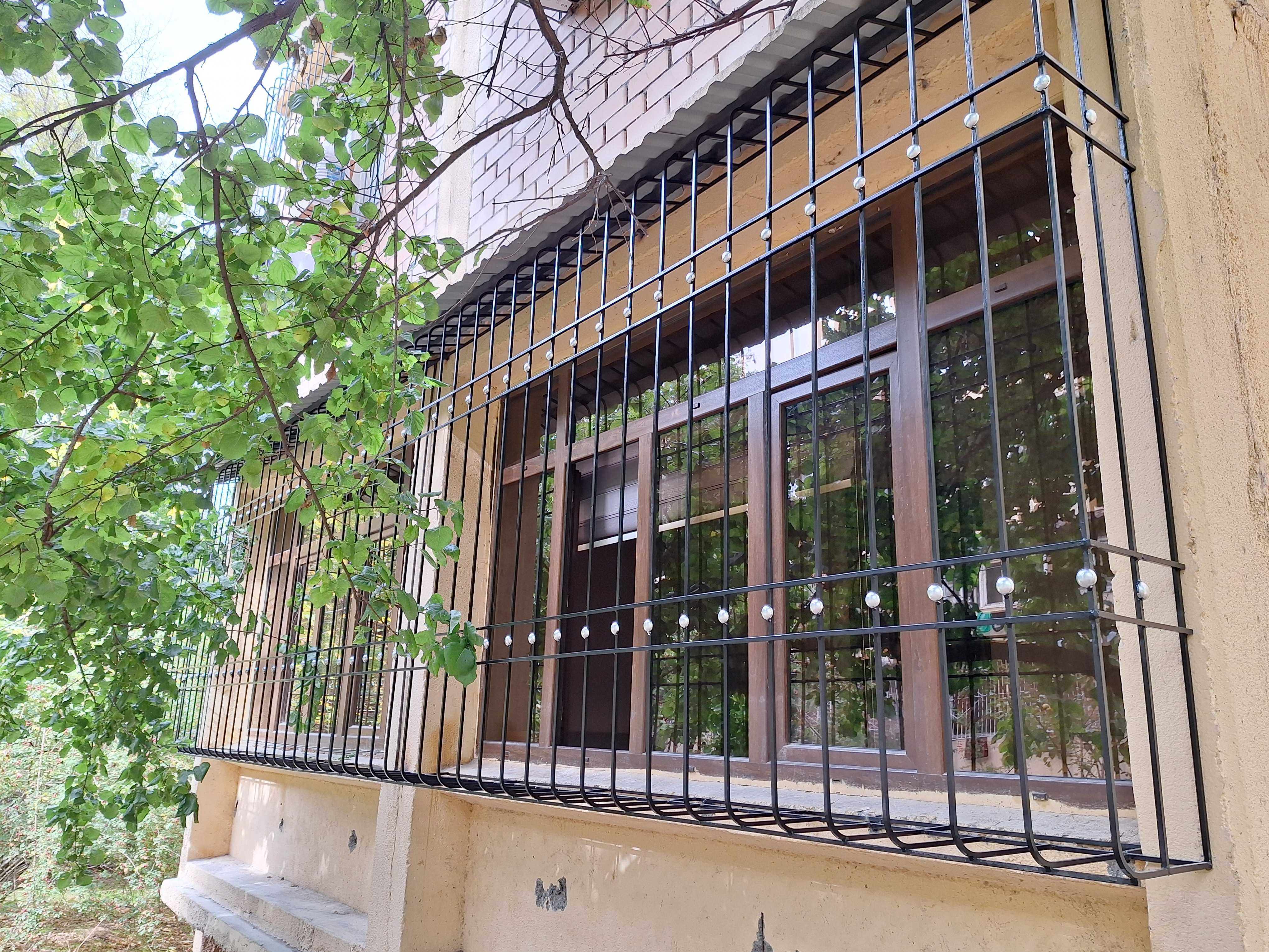 Решетки на окна     козырек panjara ришотка пирила rewotka навес kovka
