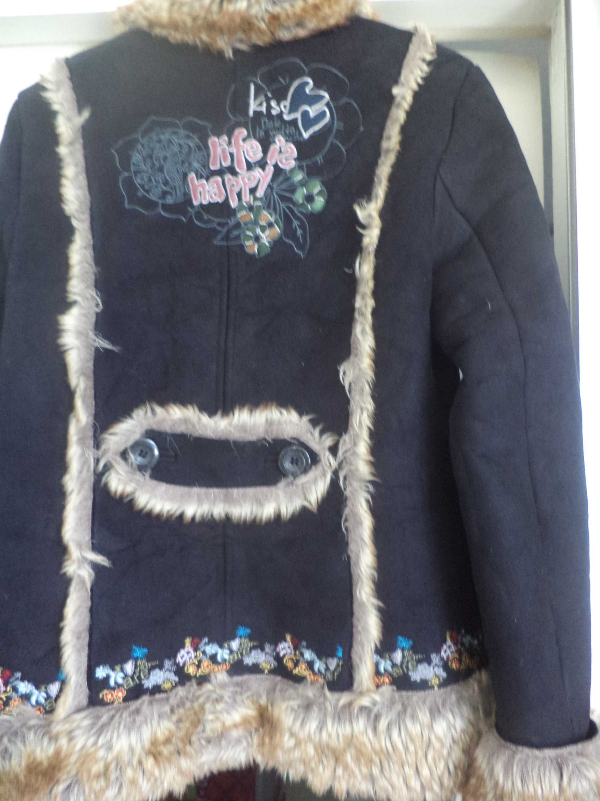 Перфектно кожухче "DESIGUAL" номер 38