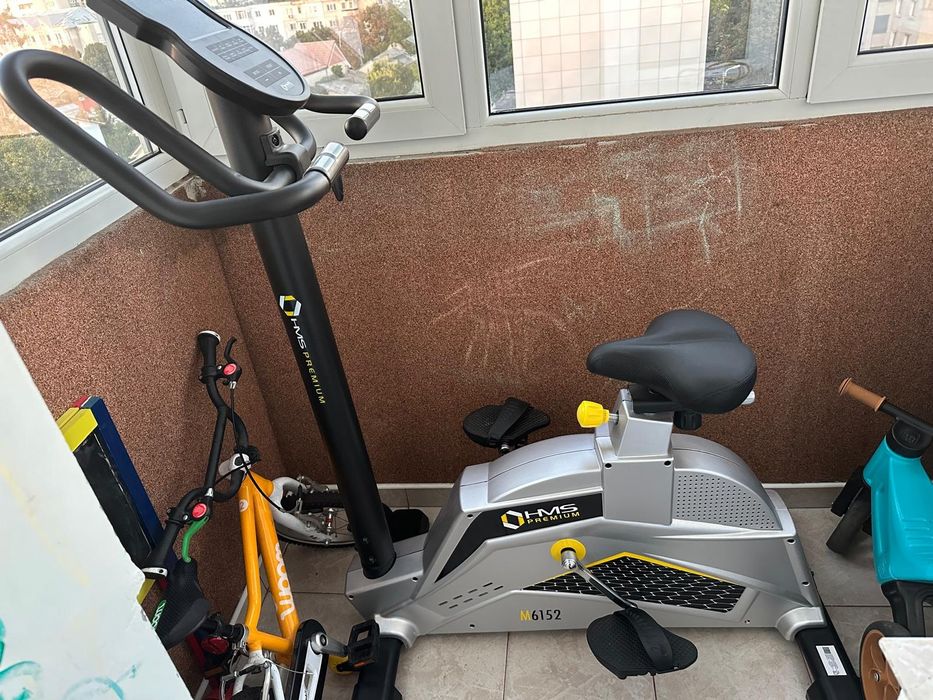 Bicicleta fitness magnetica HMS M6152