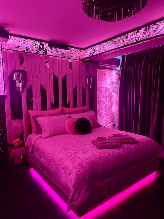 Loveroom Secret Bucuresti - Suite Cinéma & Private Spa/Regim Hotelier