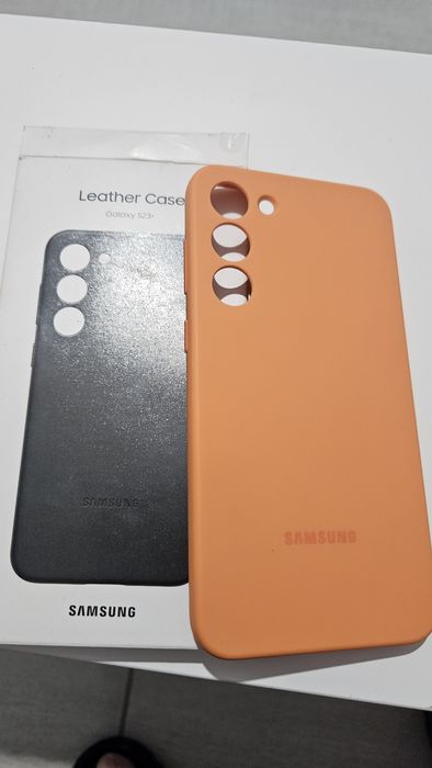 Vând husa dedicata samsung s23 plus