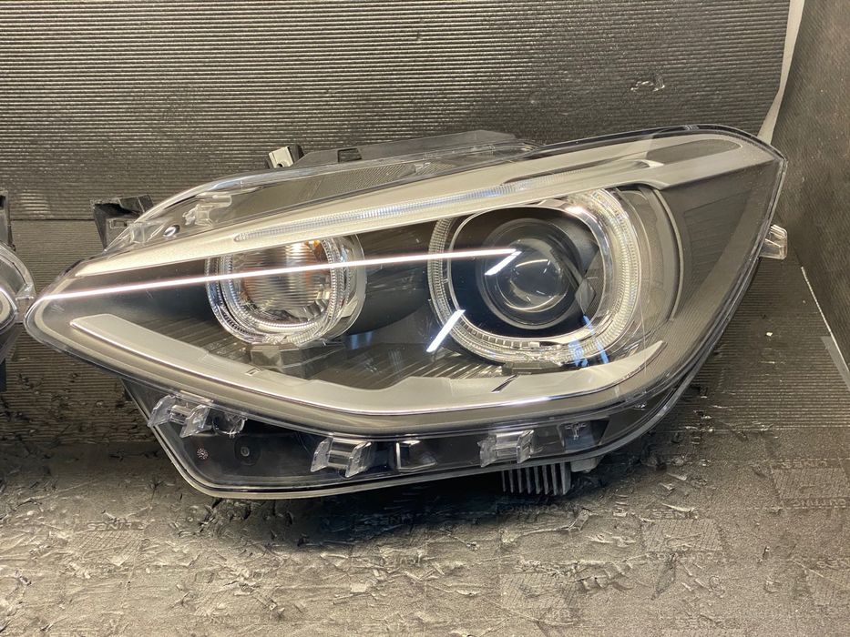 Far Faruri Bmw seria 1 F20 Bixenon