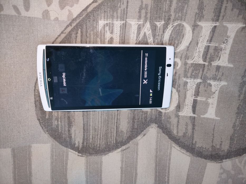 Telefon Sony Ericsson Xperia arc