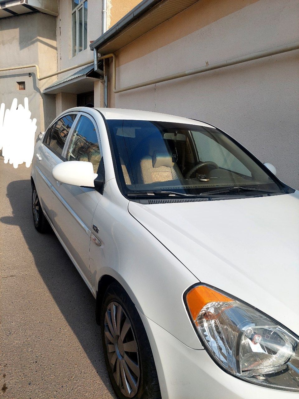 Hyundai accent 2008yil