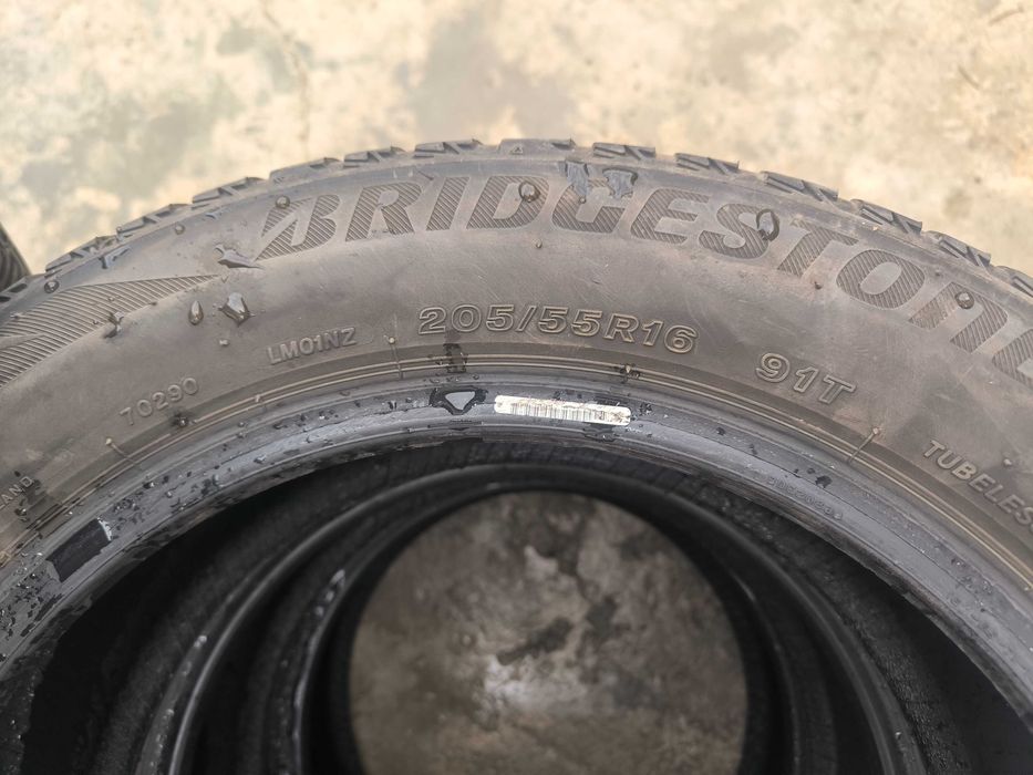 Гуми  Bridgestone 205/55/16