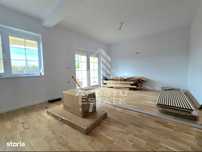 Jumatate de duplex, modern, cu 4 camere si 2 bai, Sag, vatra satului